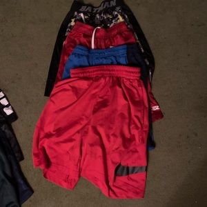 Boys basketball shorts large